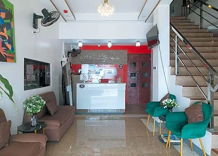 Reddoorz @ Gerlins Two Manila
